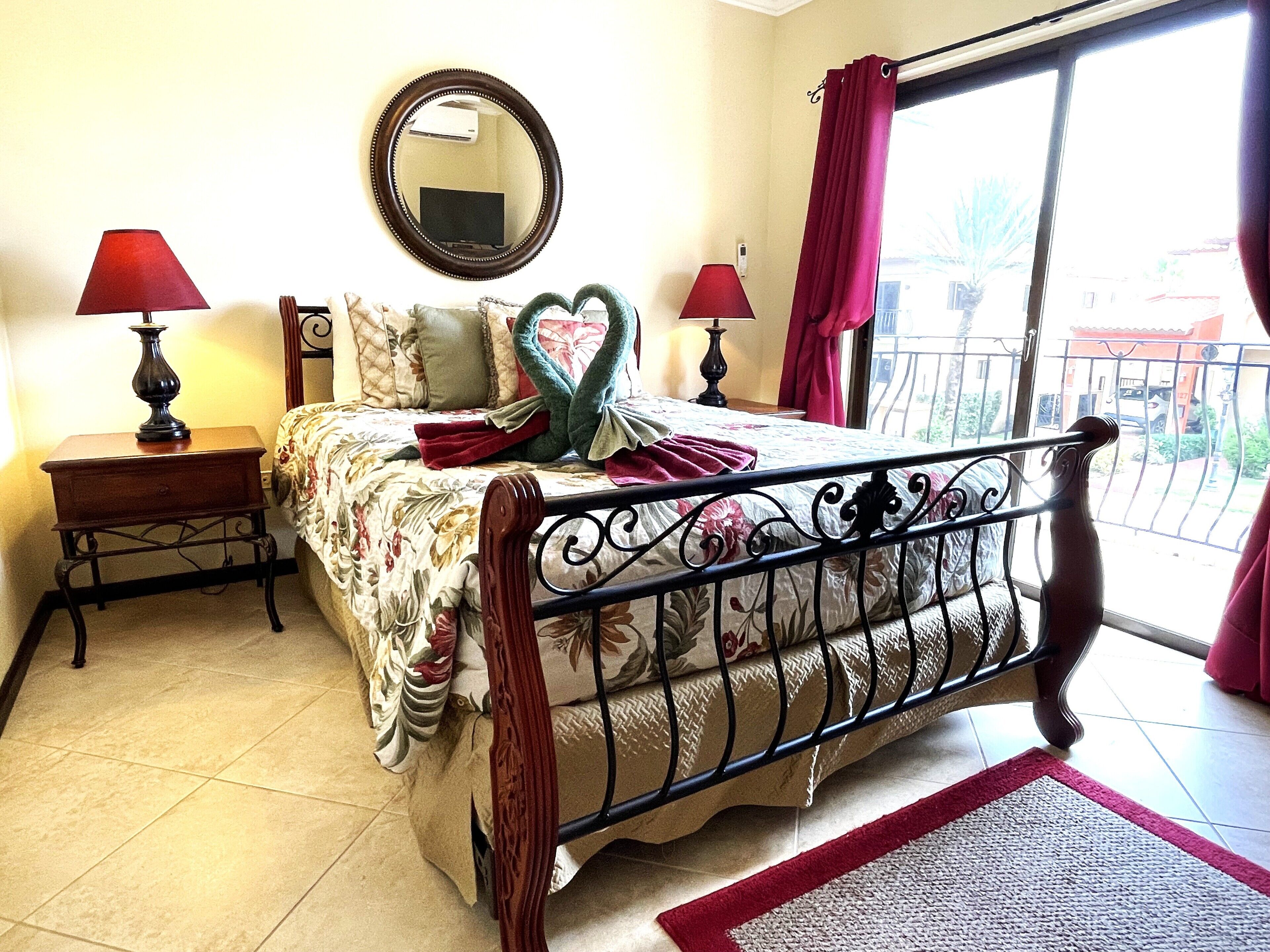 2 bedrooms, in-room safe, iron/ironing board, free WiFi