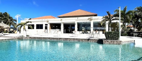 Piscina all'aperto