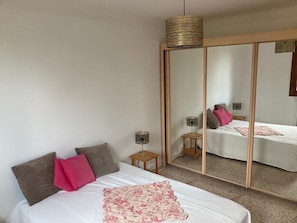 3 bedrooms, iron/ironing board, free WiFi, bed sheets - Cozy Provençal vacation home with pool in Moustiers-Ste-Marie (Moustiers-Sainte-Marie)