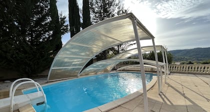 Gemütliches provenzalisches Ferienhaus mit Pool in Moustiers-Ste-Marie
