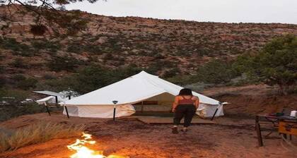 Hilltop Double Queen Glamping Near Zion