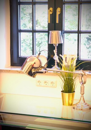 Chambre Quadruple Deluxe, balcon (free standing tub)