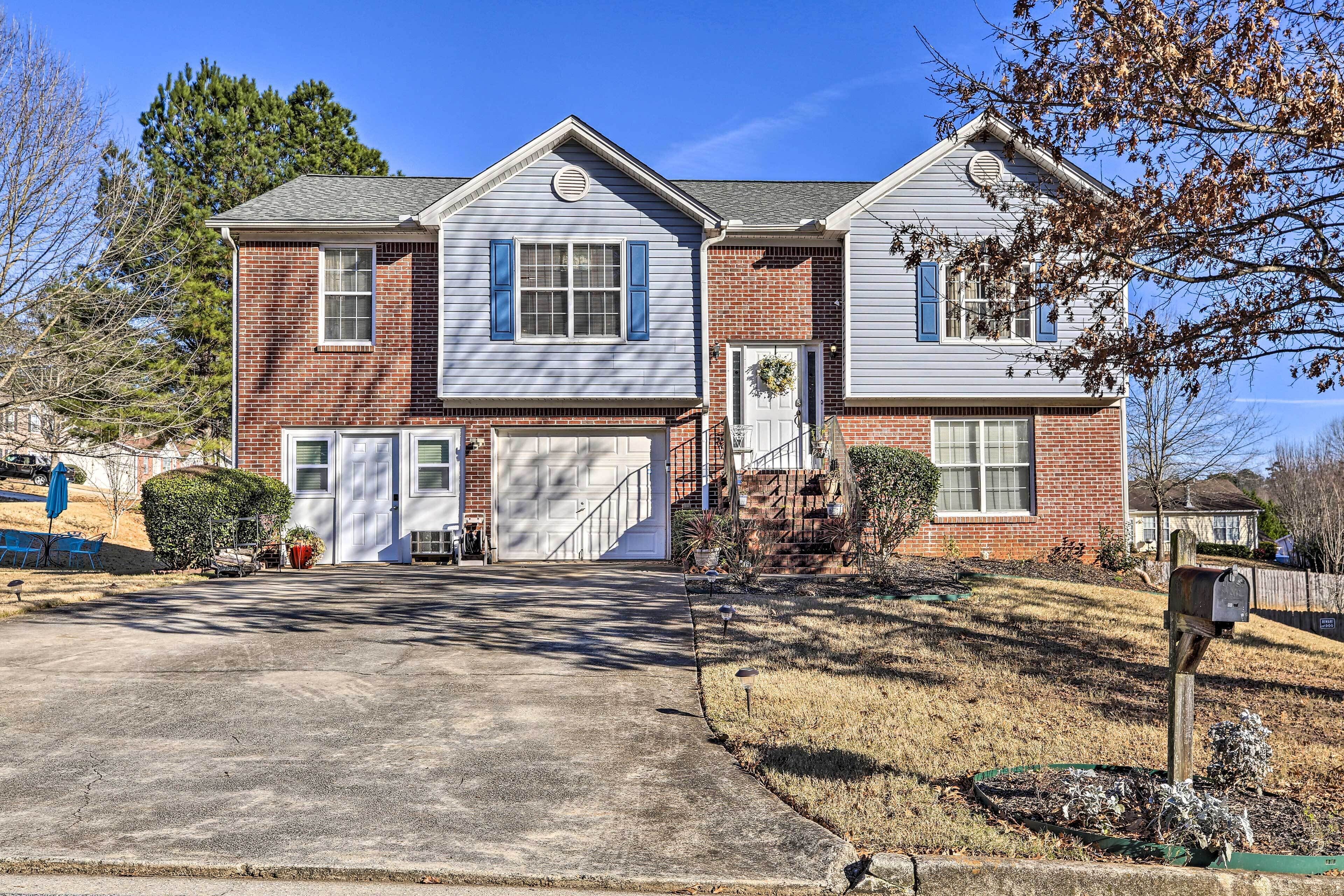 Classic Lithonia Home - Near Golf & Stone Mtn