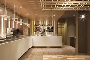 Free daily continental breakfast - Gea Suite B&b (Sorrento)