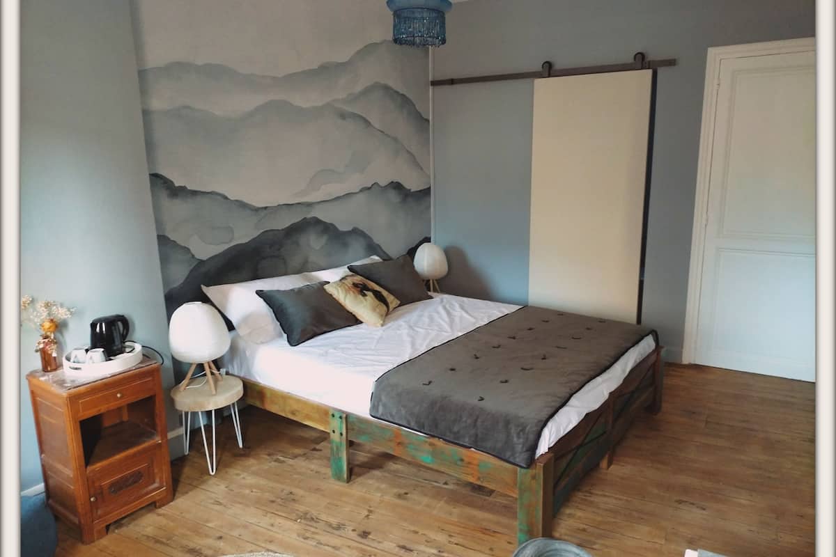 Comfort Triple Room, Ensuite, Mountain View (La chambre le Canigou) | Premium bedding, memory foam beds, free WiFi, bed sheets