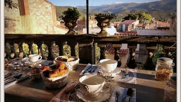 Petit déjeuner continental compris tous les jours