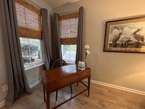 Interior - Bluffton Retreat, Pet Friendly (Bluffton)