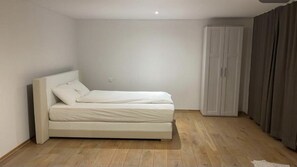 4 Schlafzimmer, WLAN, Bettwäsche