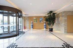 Lobby - Starway Hotel (Beijing Yanqi Development Zone) (Beijing)