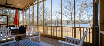 Upscale Greers Ferry Lakefront Home with Amazing Views!