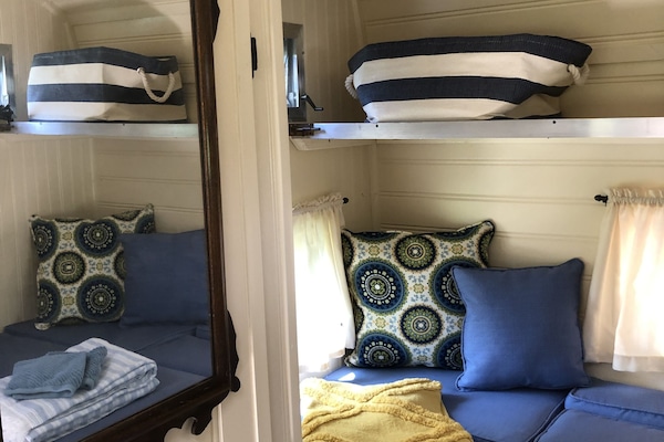 1 quarto, roupa de cama