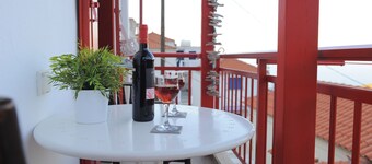 Dandy Villas Velanidia Sailor's House - Private Maisonette - Sea View