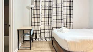 4 bedrooms, desk, iron/ironing board, WiFi