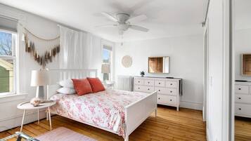 3 bedrooms, iron/ironing board, free WiFi