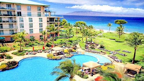 Luxurious Ground Floor, Perfect Family Spot, Private Lanai, 1 Min to Pool/Beach