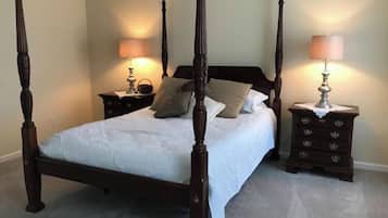 3 bedrooms, travel crib, WiFi