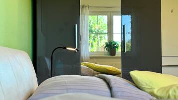 1 chambre, coffres-forts dans les chambres, fer et planche Ă repasser