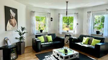 TV connectée, livres, médiathÚque, chaßne hi-fi