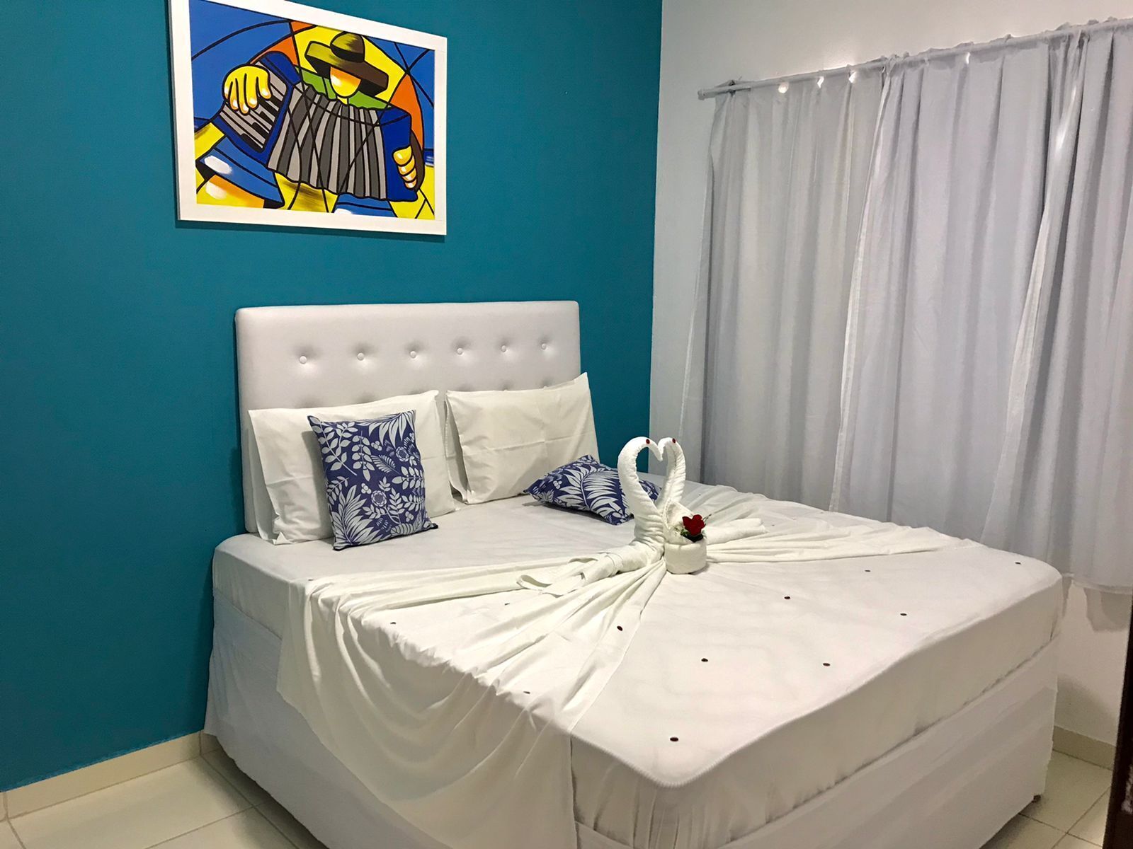 Quarto quádruplo standard | Escrivaninha, ferros/tábuas de passar roupa, Wi-Fi de cortesia