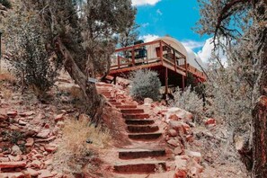 Property grounds - Covered Wagon w/ Private Deck, Fire Pit, and Grill (Hildale)