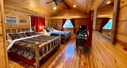 Bear Creek Resort, Upper Cabin Suite (double queen), Upper Cabin Suite (double queen)