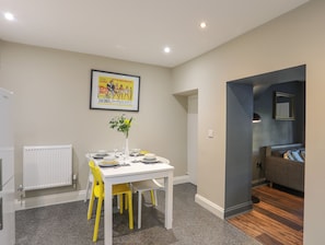Cottage | Interior