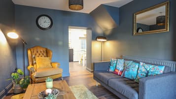 Cottage | Interior