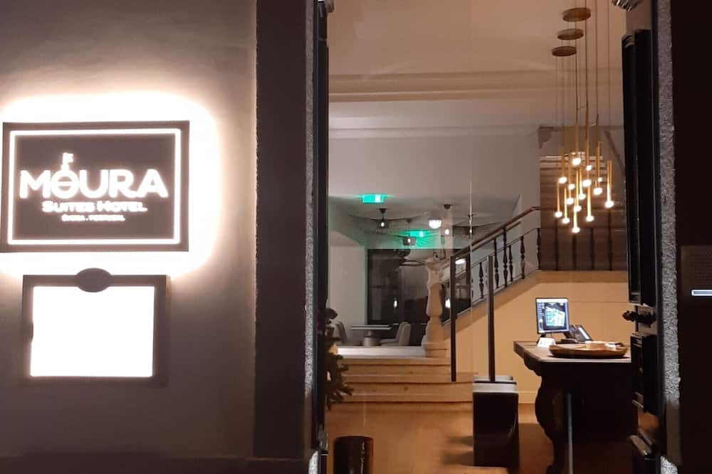 MouraSuites Hotel