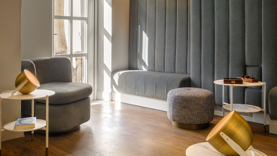 MouraSuites Hotel