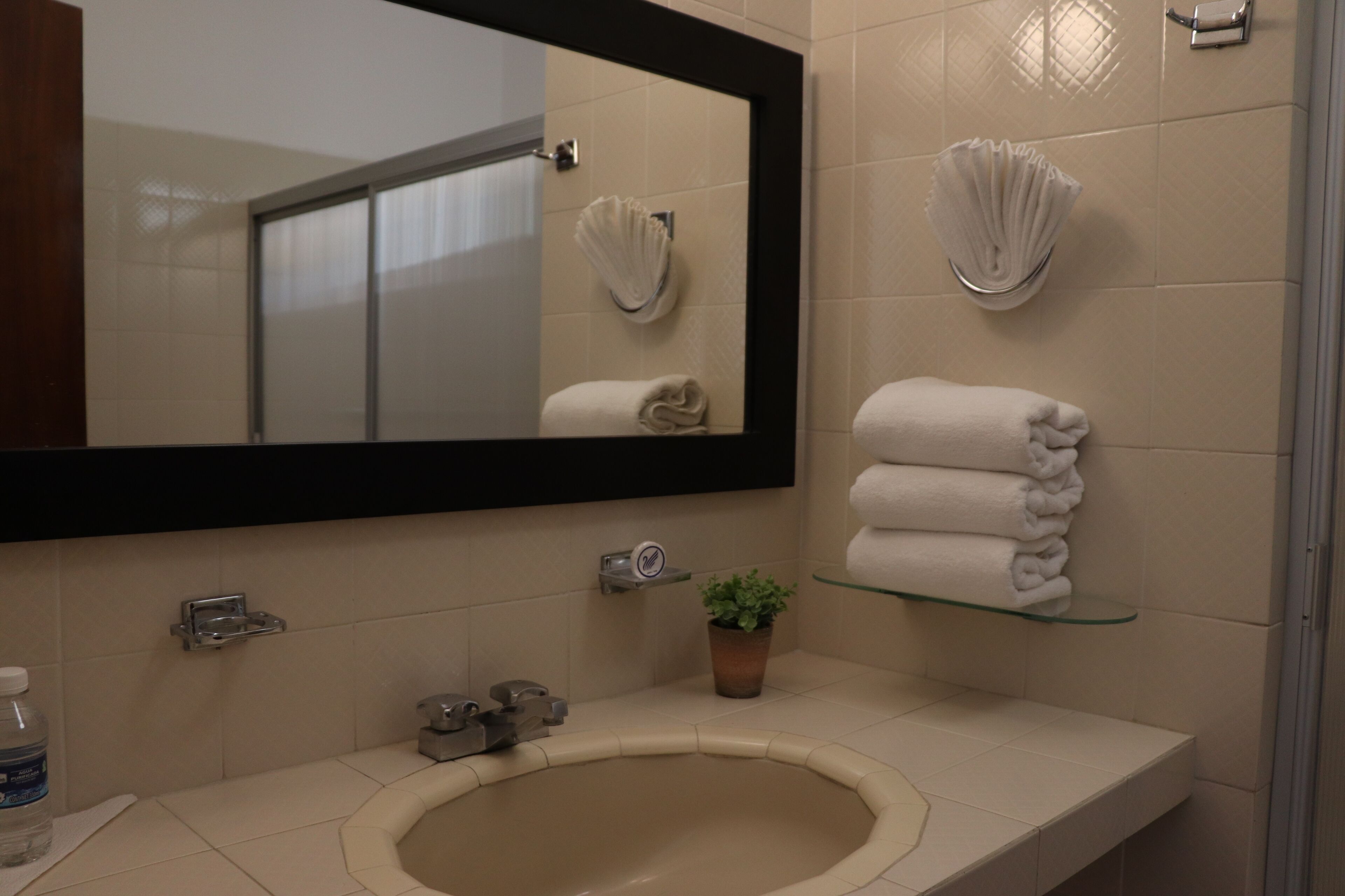 basic room, 2 double beds | 1 bedroom, in-room safe, desk, laptop workspace