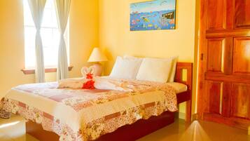 1 bedroom, in-room safe, desk, iron/ironing board