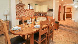Cottage | Bếp riêng | Tủ lạnh, lò vi sóng, máy rửa bát, ấm điện 