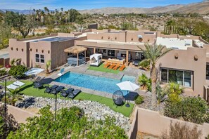 Exterior - Spring Deals•Large*Privacy•Views•Speakers•Games (Desert Hot Springs)
