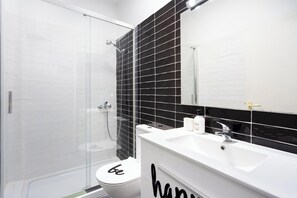 Hair dryer, towels - Home2Book Modern Studio & Pool Costa del Silencio (Arona)