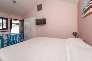 Free WiFi - Apartamento Flat Mono ambiente em bombas (Bombinhas)