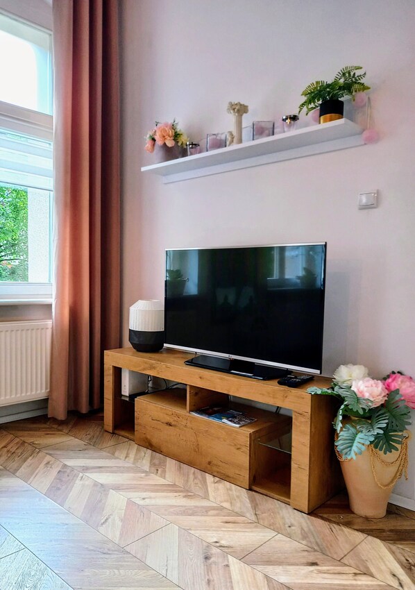 Smart-tv, stereoanlæg