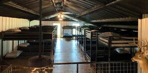 4 Schlafzimmer, kostenloses WLAN, Bettwäsche