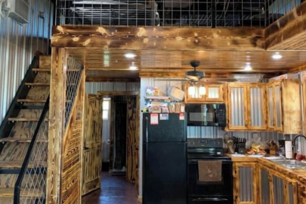 ثلاجة، ميكروويف، فرن، موقد طهي مسطح