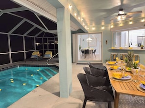 Pool - Heated Pool, Fun Outdoor Kitchen, Bike to Beach! (Marco Island)