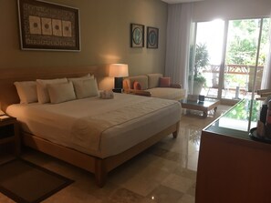 3 bedrooms, WiFi, bed sheets - A Luxury 2 Bedroom  at the Vidanta Grand Mayan Riviera Resort (Playa Del Carmen)