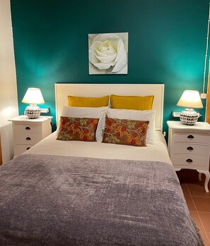 2 habitaciones, tabla de planchar con plancha y wifi gratis 
