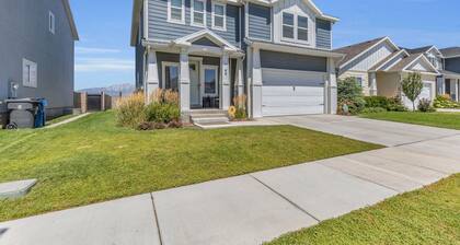 Beautiful 4bed, 3 bath-Vineyard home by UVU, BYU and Provo Canyon