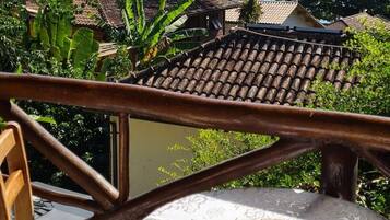 Kamar Double Comfort, pemandangan laut | Minibar, brankas, tirai kedap cahaya, dan Wi-Fi gratis