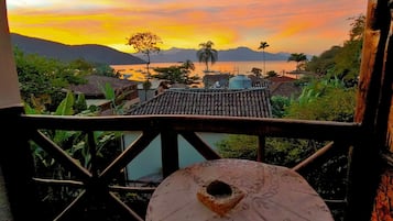 Phòng đôi tiện nghi đơn giản, quang cảnh biển | Minibar, két bảo mật tại phòng, màn/rèm cản sáng