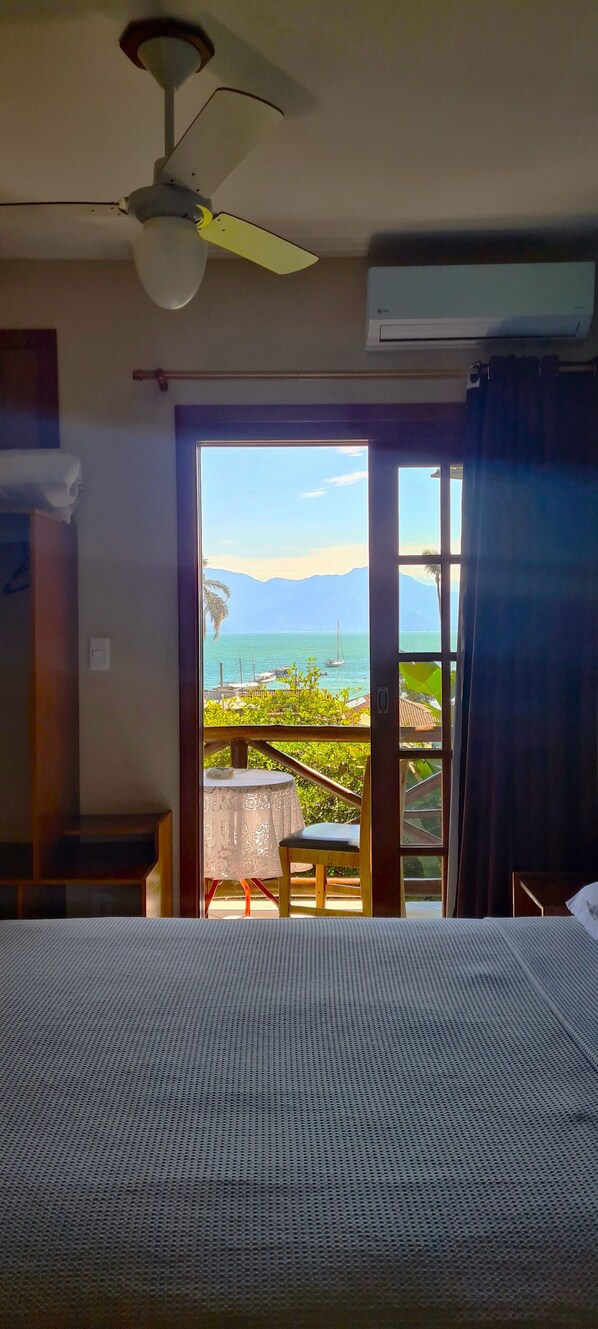 舒適雙人房, 海景 | 迷你吧、房內夾萬、遮光窗簾/窗簾、免費 Wi-Fi