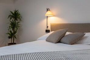 5 dormitorios, tabla de planchar con plancha, wifi gratis y ropa de cama