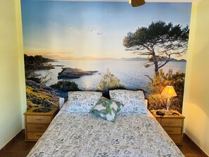 4 chambres, fer et planche à repasser, Wi-Fi gratuit, draps fournis