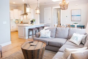 Smart TV, reproductor de DVD, libros y bocina smart