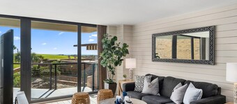 Ocean Front Luxury 3 Bedroom, 3 Bath Condo!