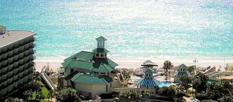 FREE GOLF CART! Stocked Lake with amazing views! 5 Mins. To Beach & pool